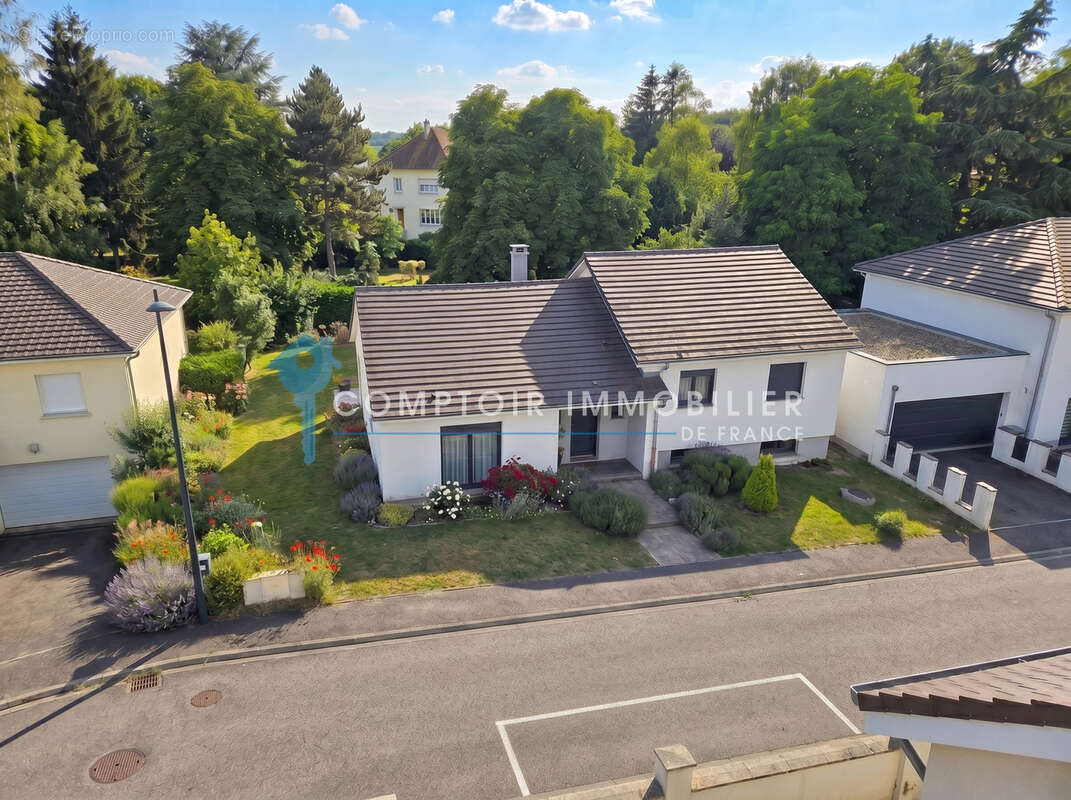 Maison individuelle de 135 m2 avec jardin et garage double dans un quartier recherché de Forbach - photo 19