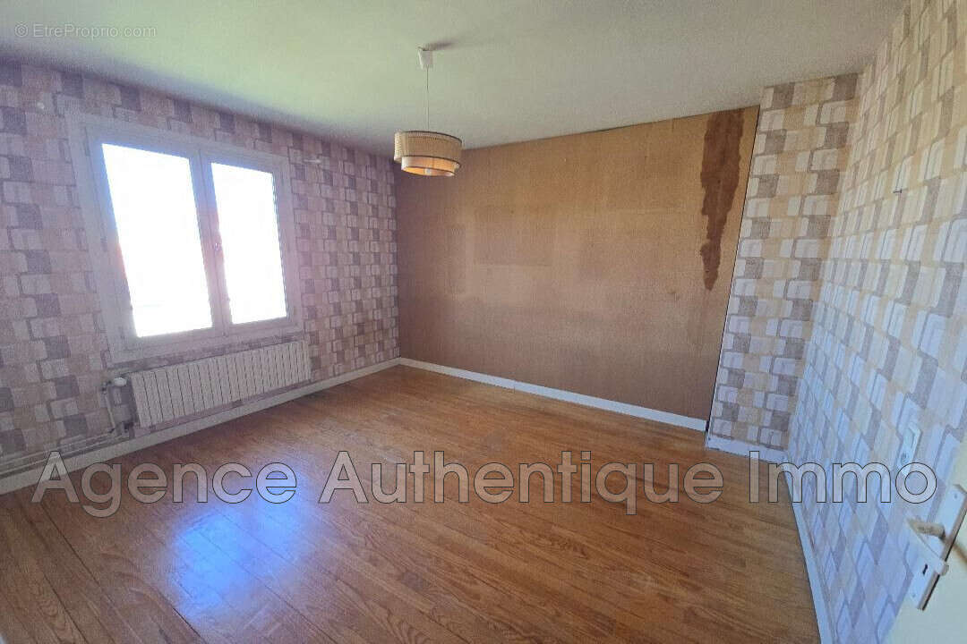 Maison à CLERMONT-FERRAND