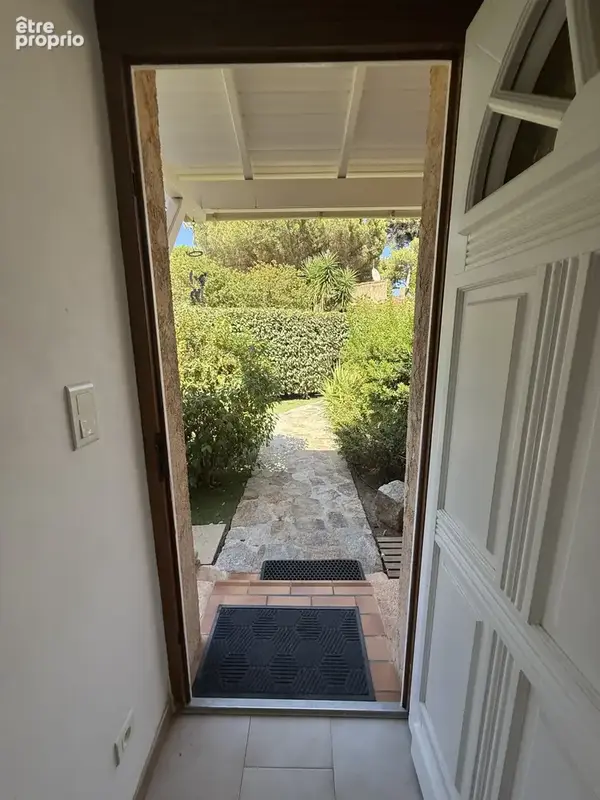 VILLA  situé à 1 km du centre ville de CALVI - photo 5