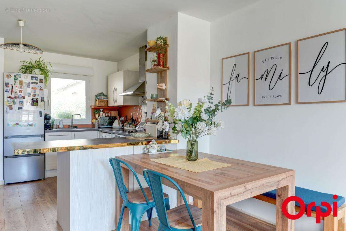 Appartement à LYON-9E