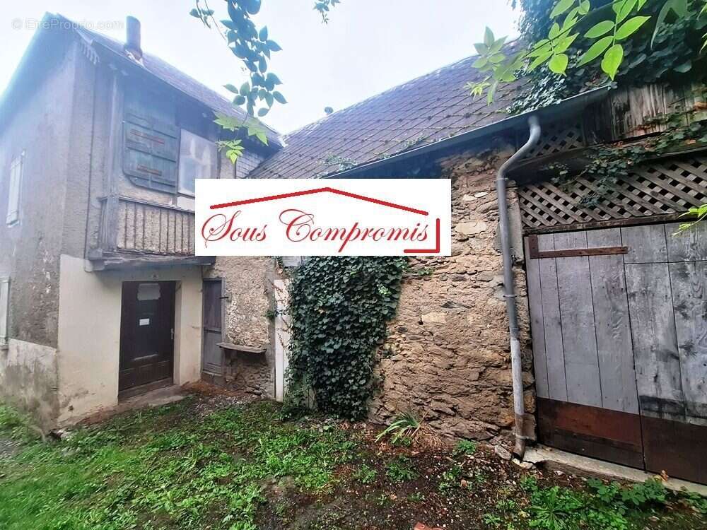 Maison à MARIGNAC