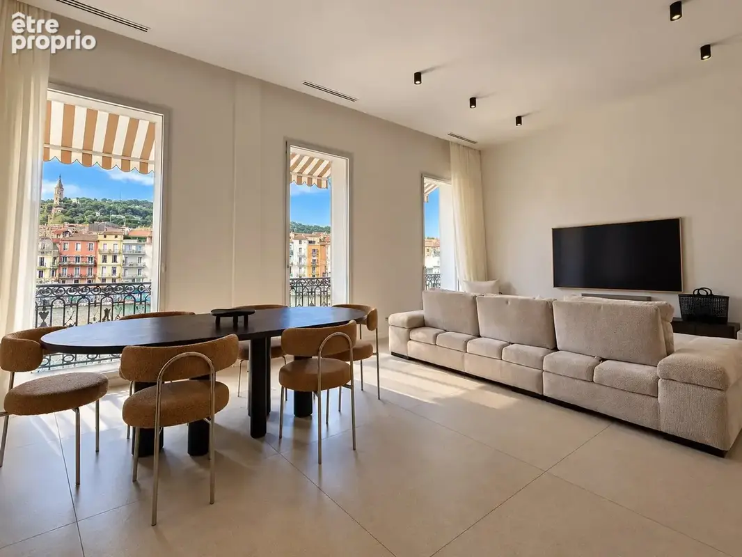 Sète  Quai Aspirant Herber  Appartement d'exception avec vue sur les canaux, terrasse et garage - photo 7
