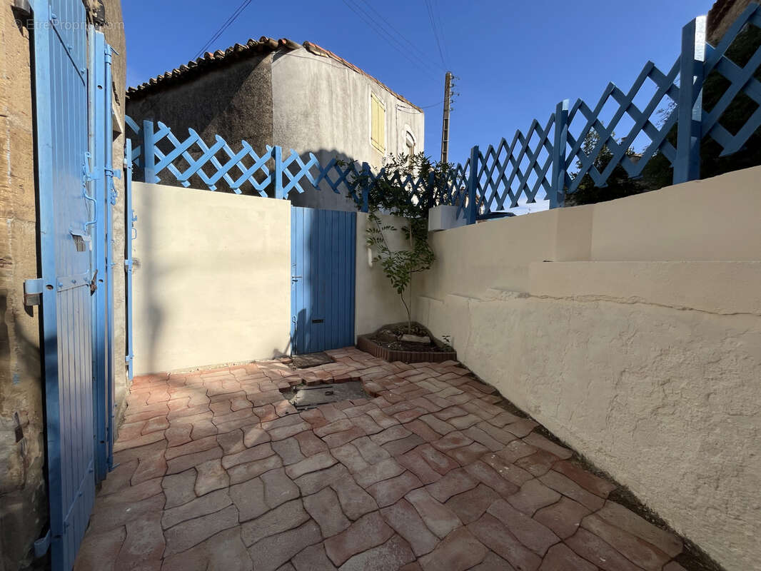 Maison à MONTBRUN-DES-CORBIERES