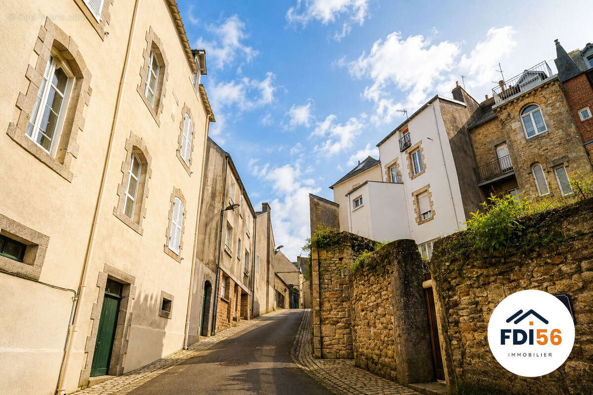 Appartement à QUIMPERLE
