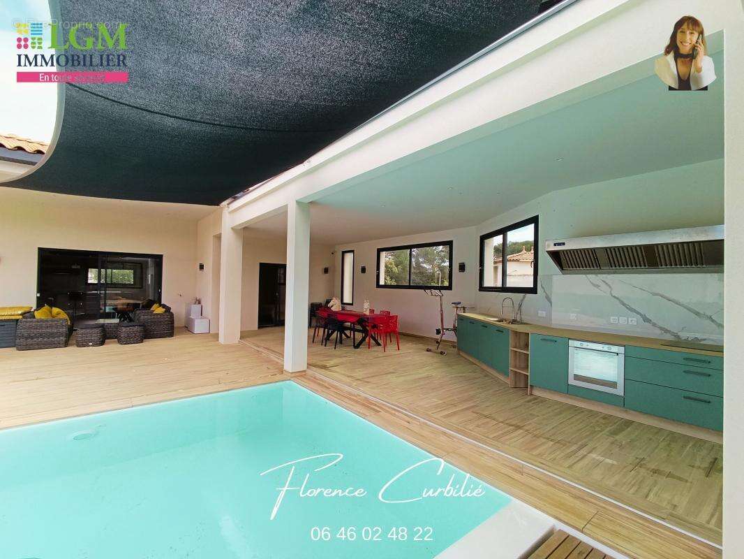 Villa contemporaine 4 chambres avec piscine et garage sur un terrain de 3000m² à l'abri des regards - photo 6