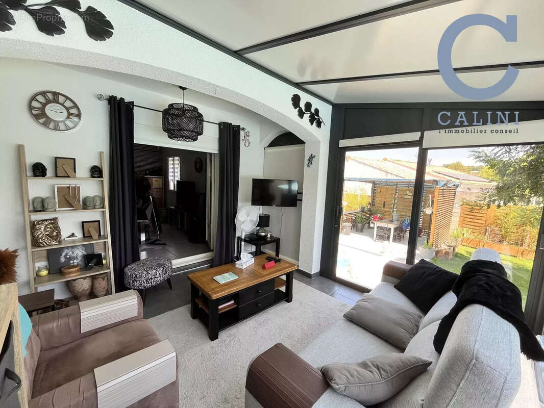 Maison à SAINT-MAURICE-DE-CAZEVIEILLE