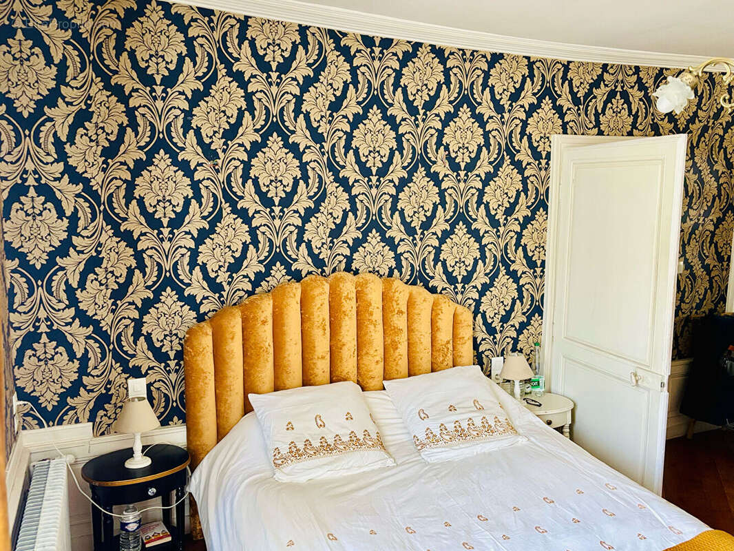 Maison à FRESNAY-SUR-SARTHE