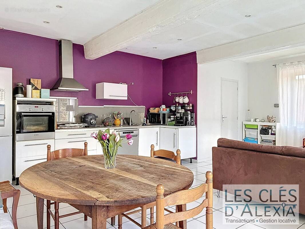 Appartement à CONDRIEU