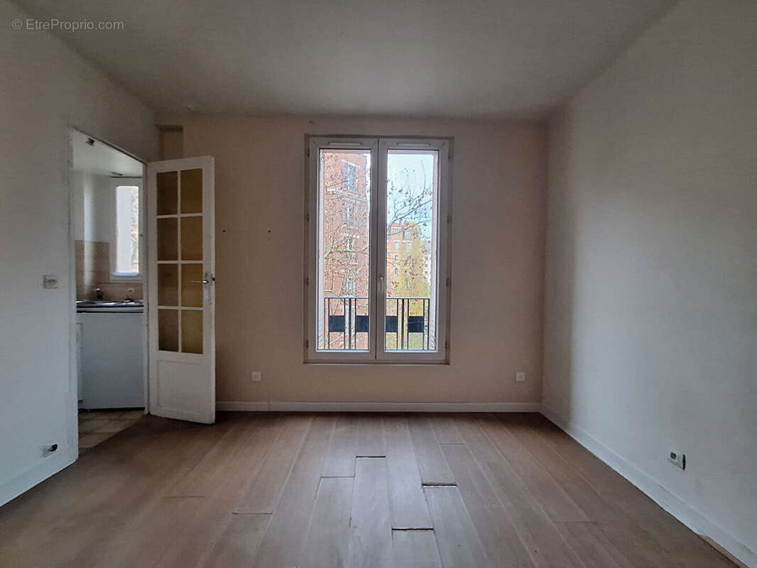 Appartement à PARIS-20E