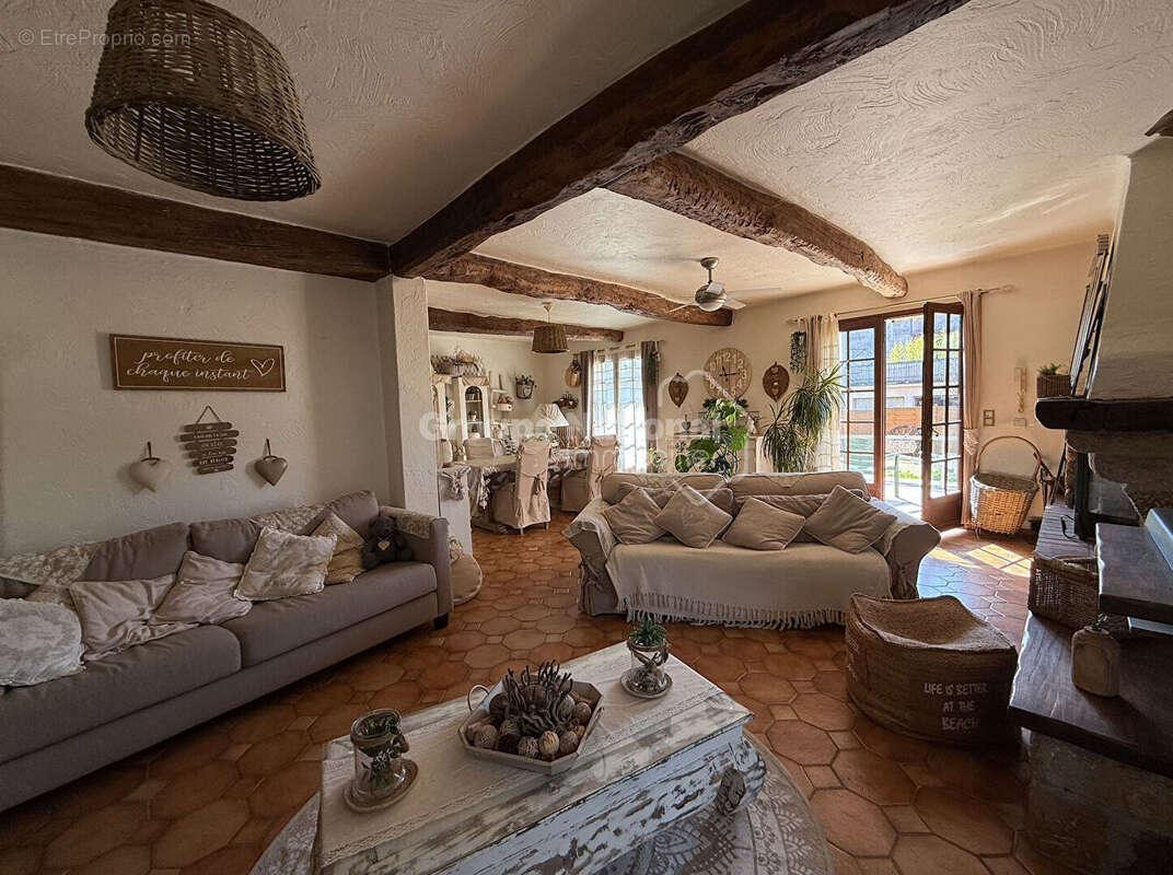 Maison à PEGOMAS