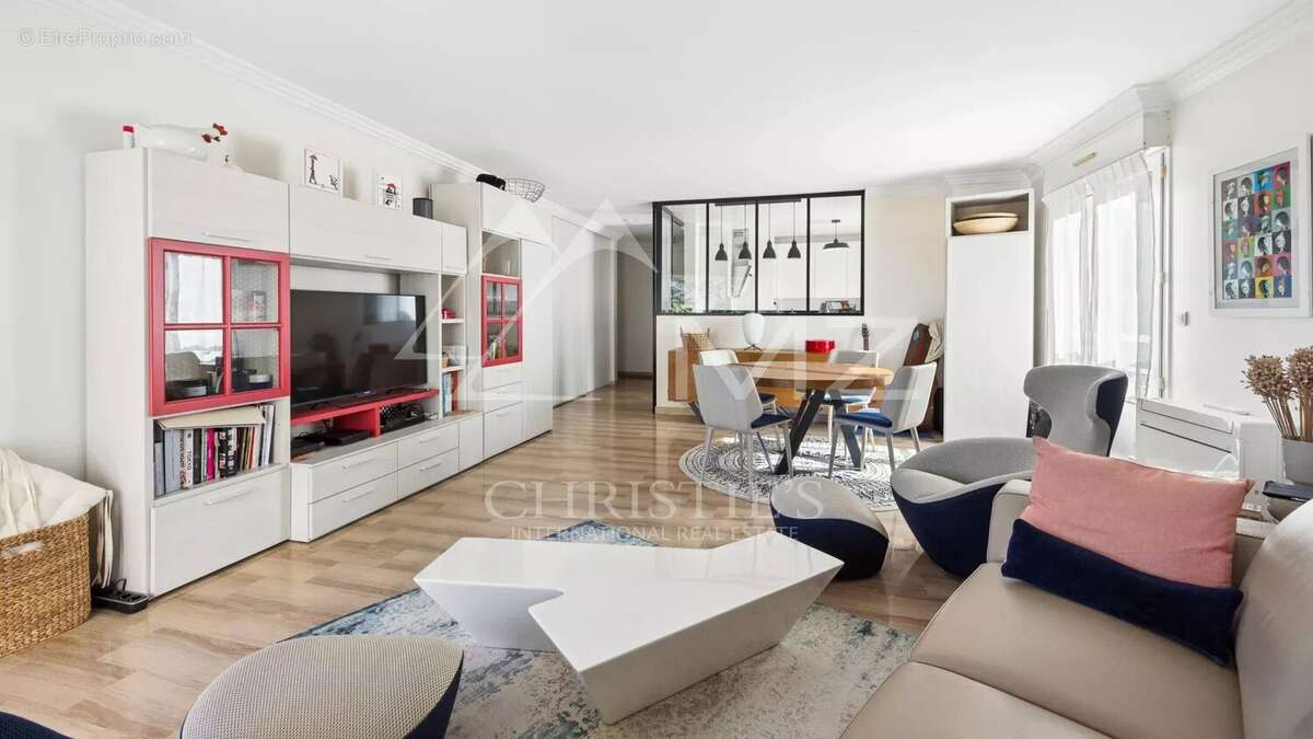 Appartement à LE CANNET