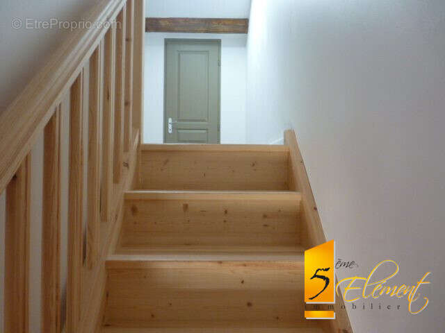 Appartement 68 m² à Chazay-D'azergues  - photo 5