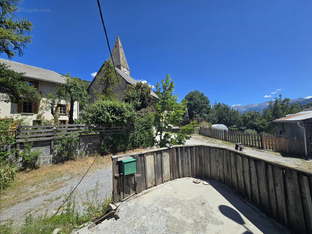 Appartement à LES THUILES