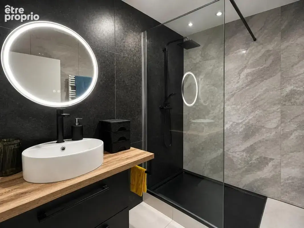 Appartement de 3 pièces de 84 m² à Saint-Étienne - photo 5