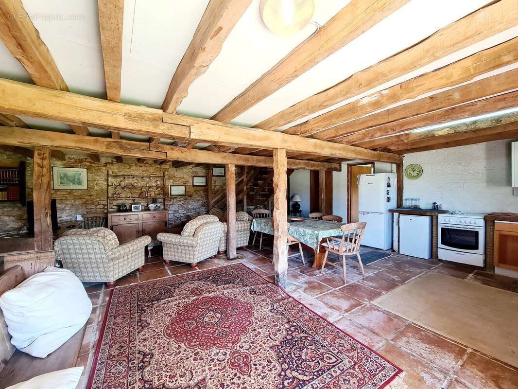 Maison à DEGAGNAC