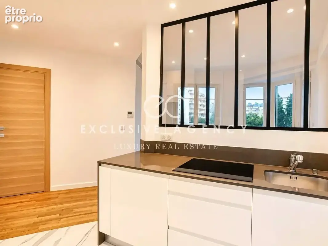 Cannes banane - Appartement 3 pièces de 66m² refait à neuf - photo 4