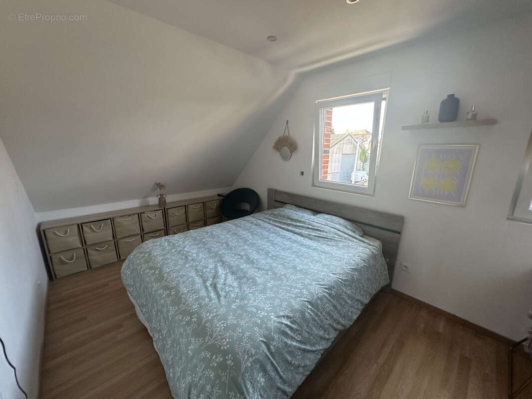 Maison à DOUCHY-LES-MINES