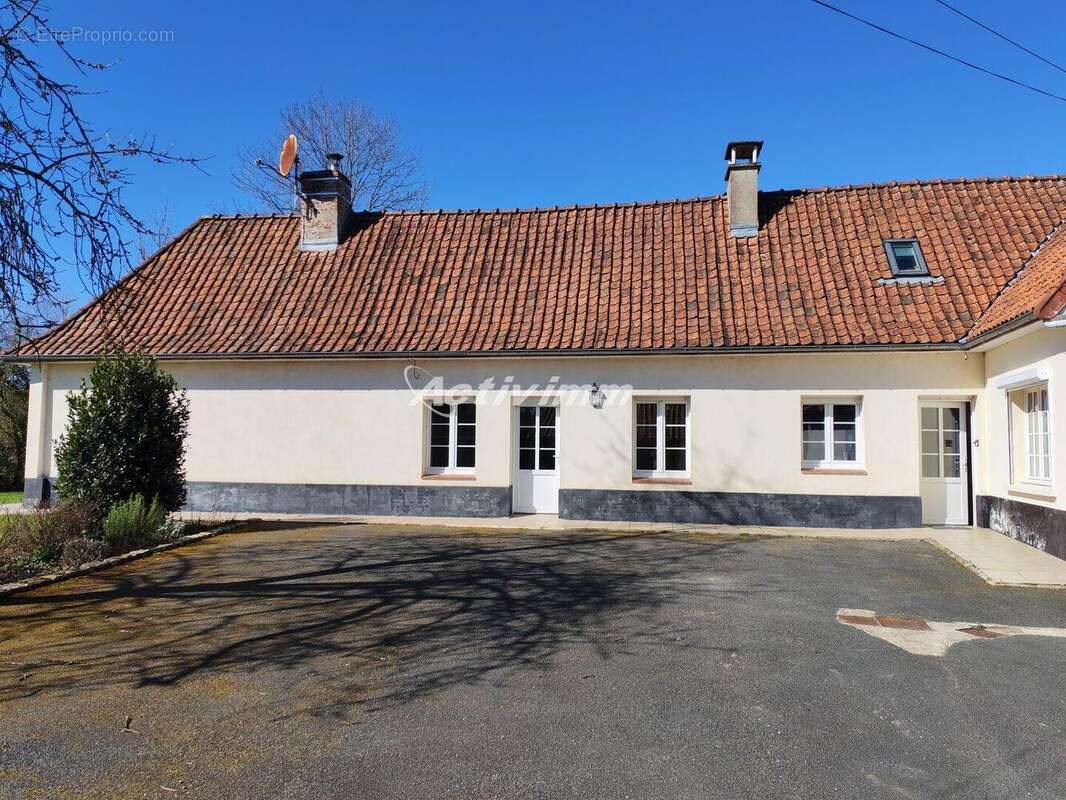 4275 1 - Maison à HESDIN