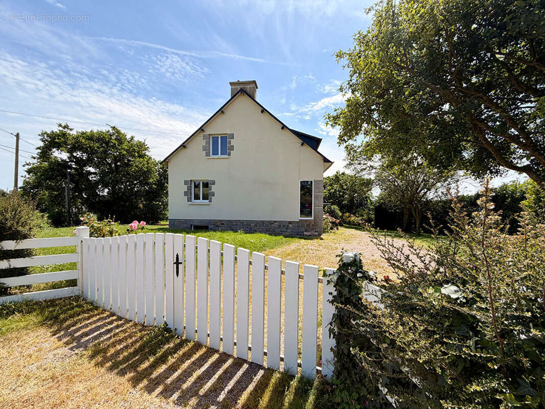 Maison à HENANSAL
