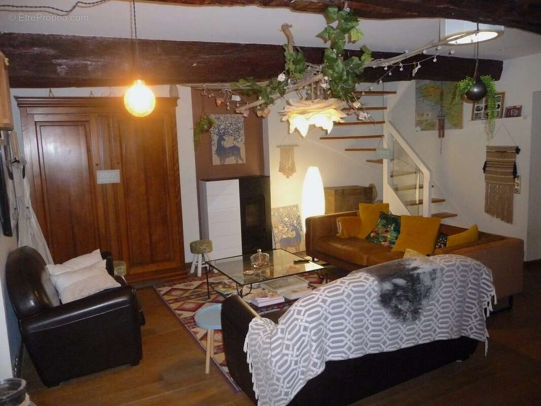 Maison à ARGENTRE-DU-PLESSIS