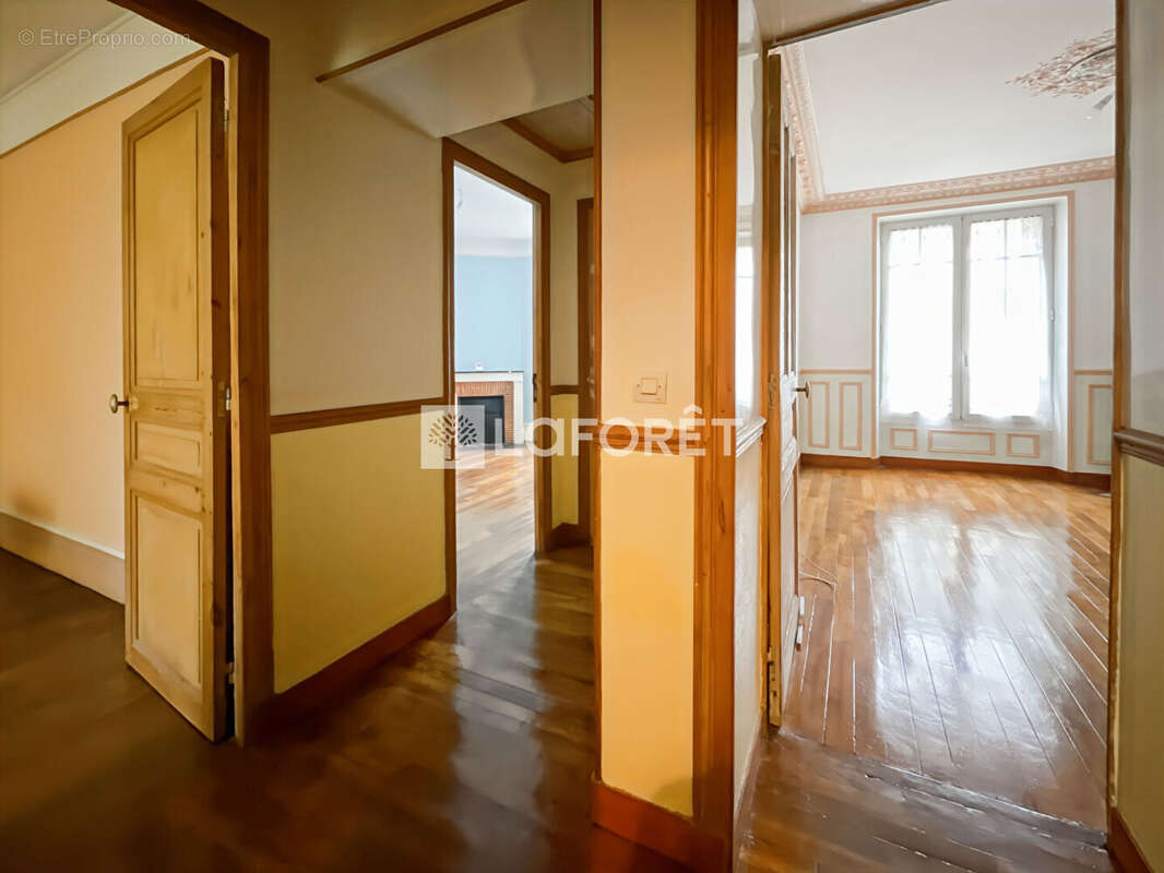 Appartement à MAISONS-ALFORT