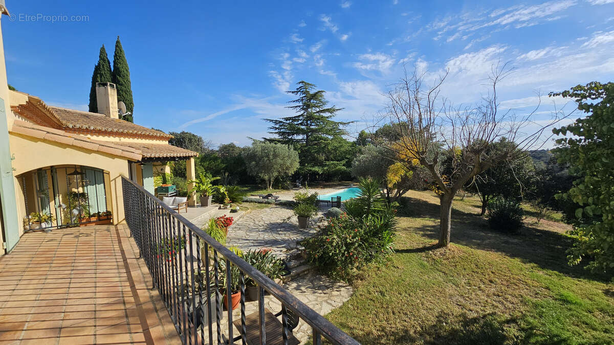 Maison à SAINT-GILLES