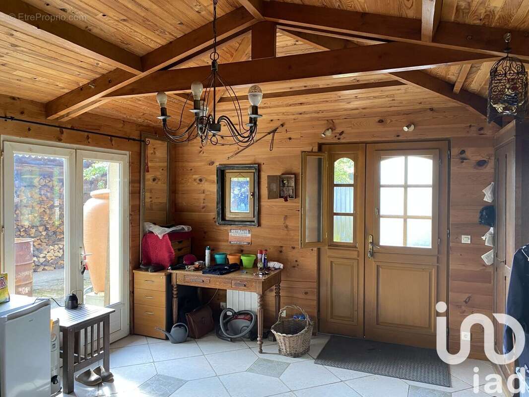 Photo 2 - Maison à ETREPAGNY