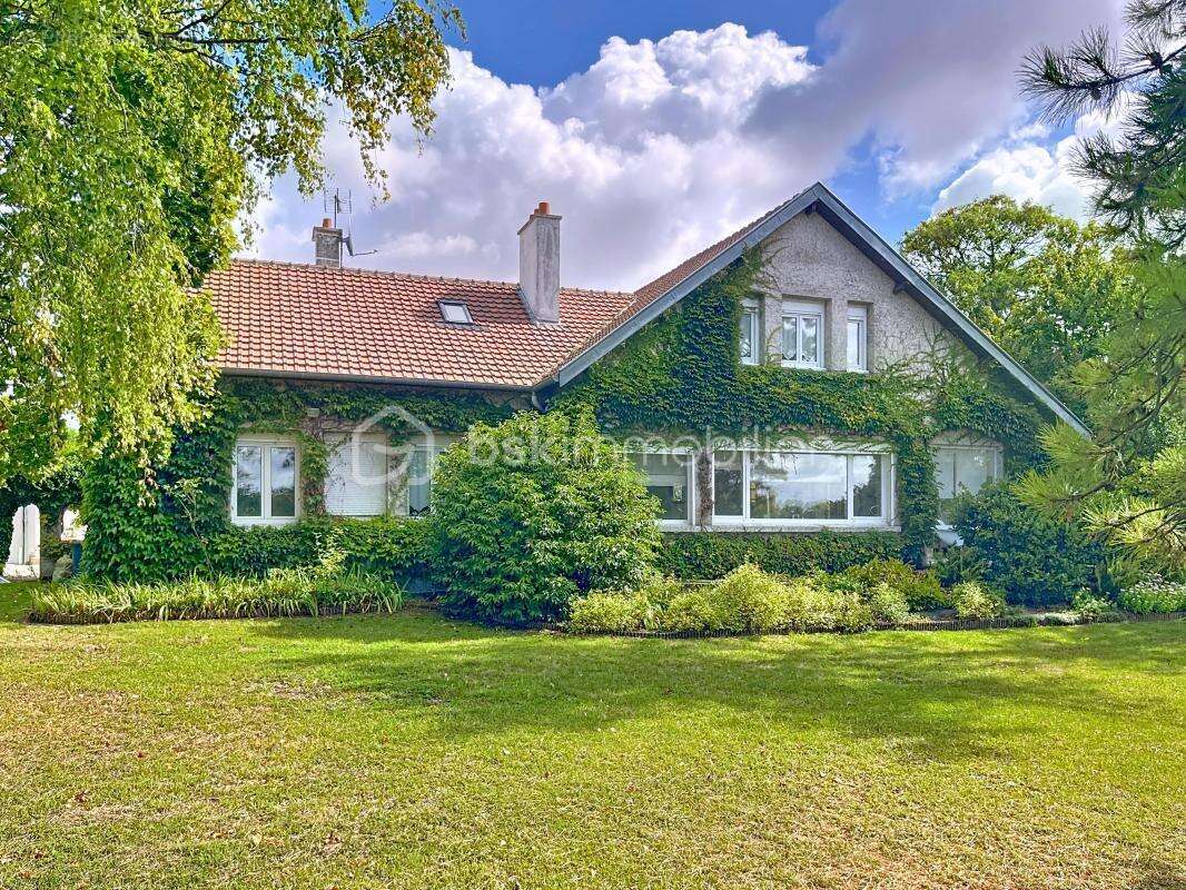 Maison à BRISSAY-CHOIGNY