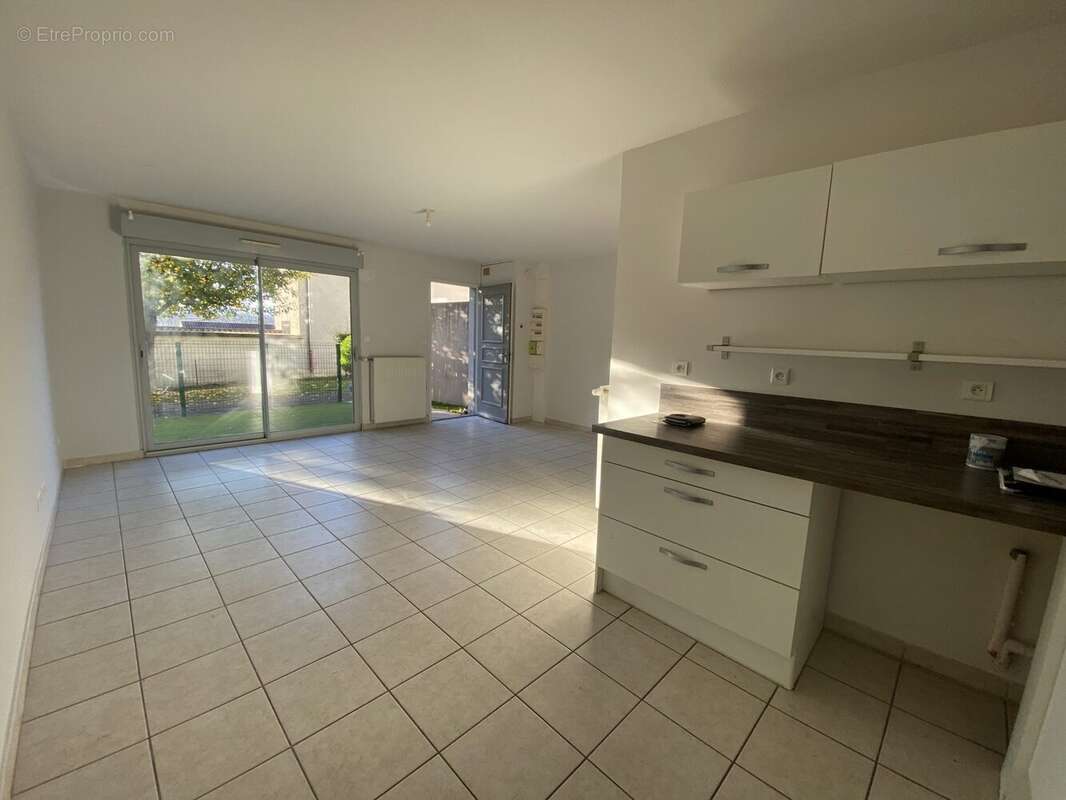 Appartement à JASSANS-RIOTTIER