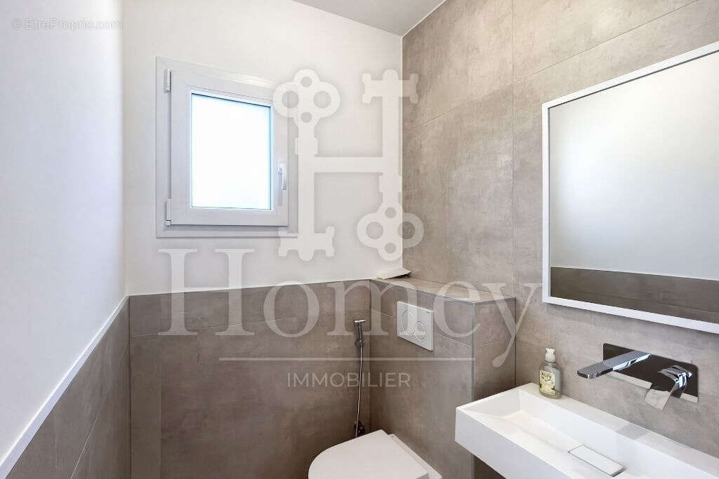 Maison à ECHENEVEX