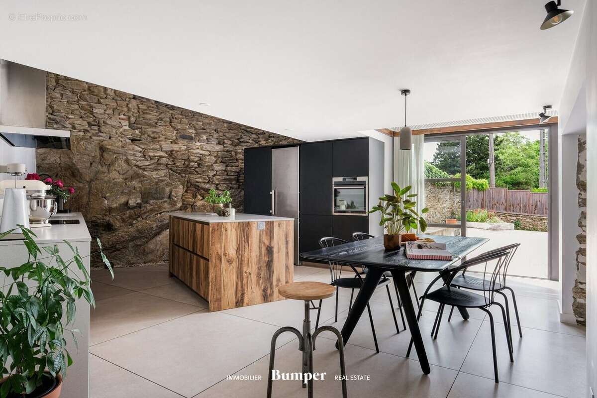 Maison à SEYSSUEL