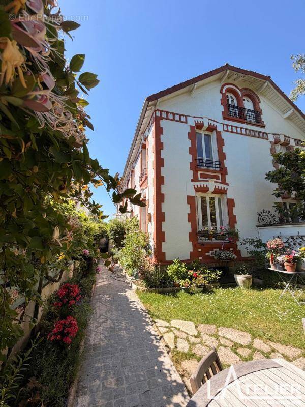 Maison à SAINT-CLOUD