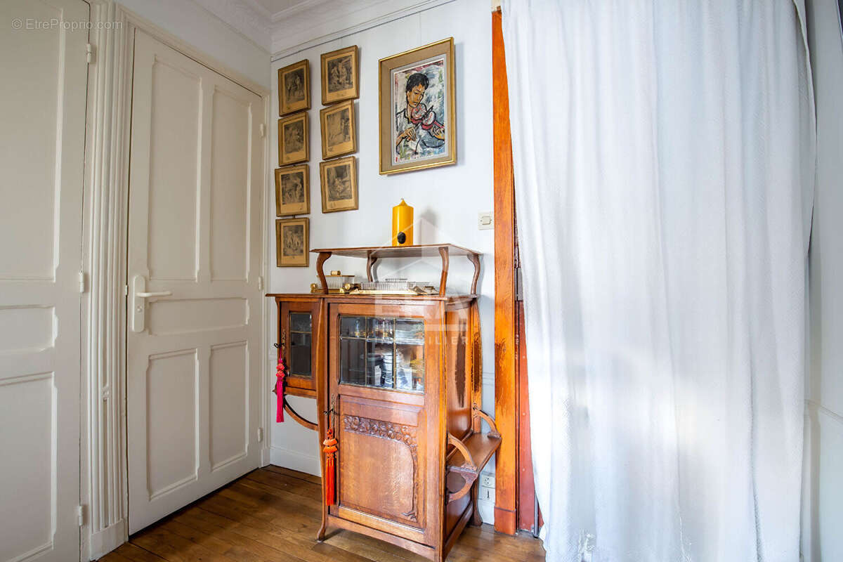 Appartement à PARIS-12E