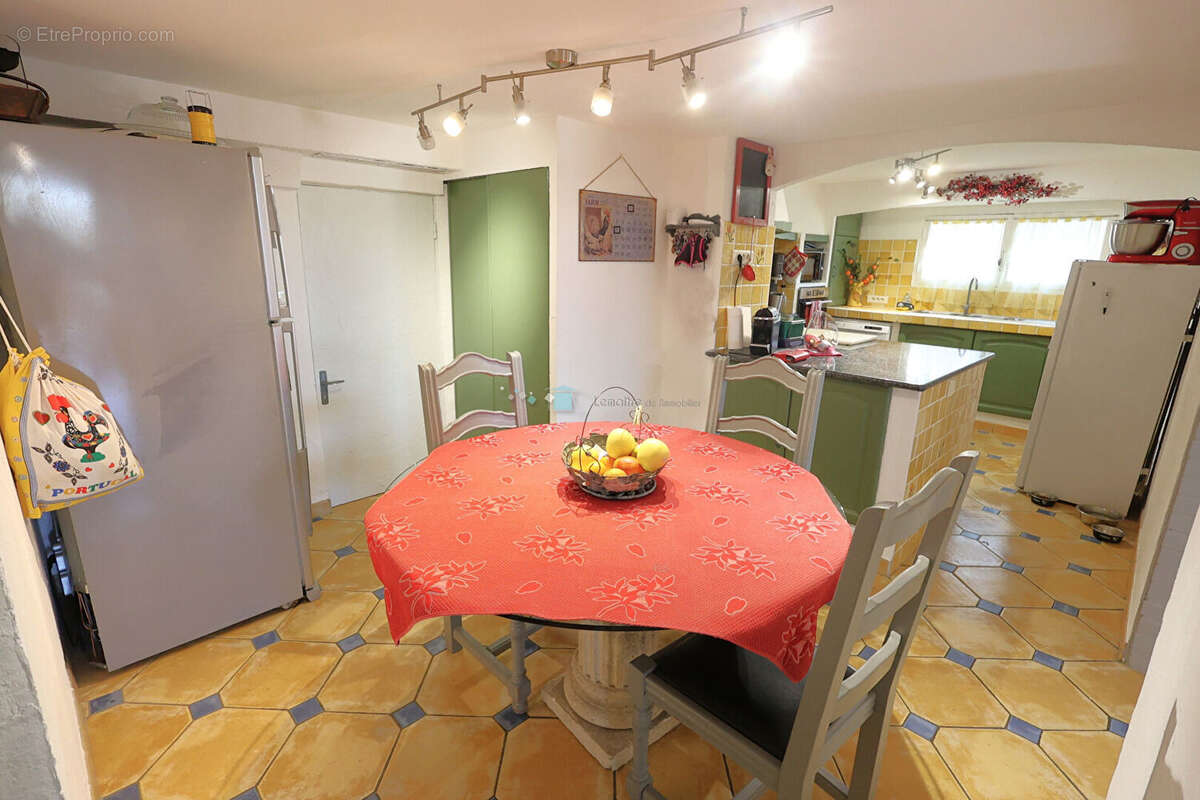 Maison à PEYMEINADE
