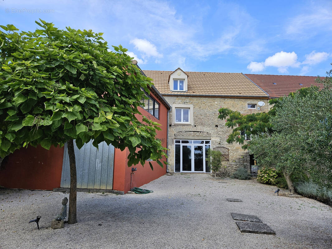 Maison à BEAUNE
