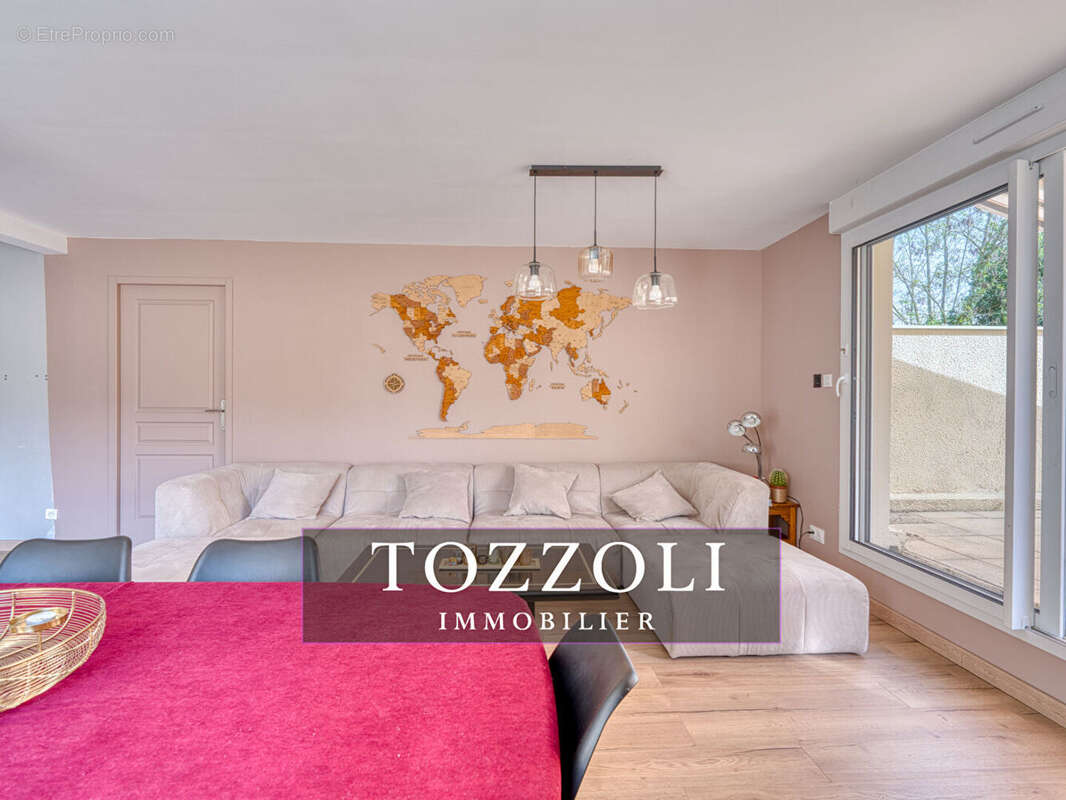 Appartement Villefontaine 6 pièce(s) 130.84 m2 + 2 Terrasses de 30m² - photo 2
