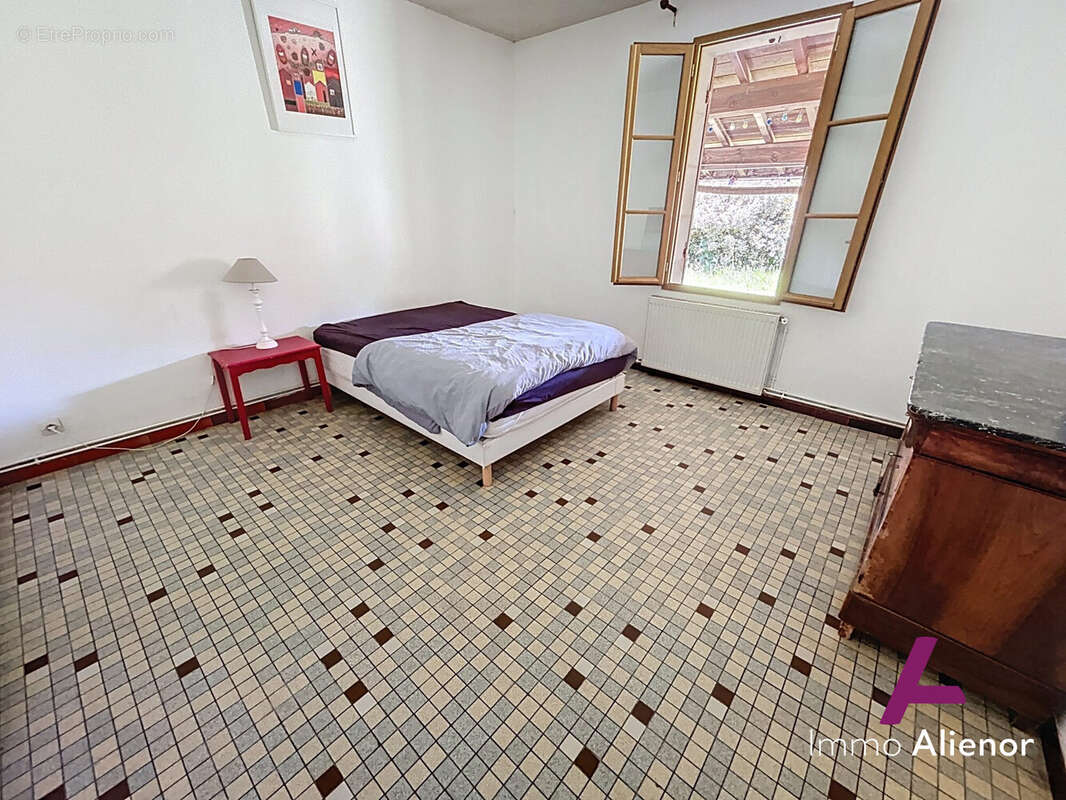 Maison à BELIN-BELIET