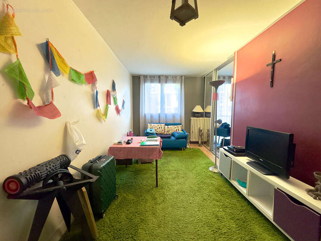 Appartement à CLICHY