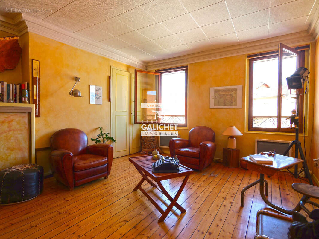 Appartement 124 m² à Gap  - photo 2