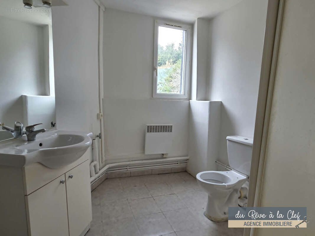 Immeuble de rapport 4 studios - Centre BERNAY. - photo 3