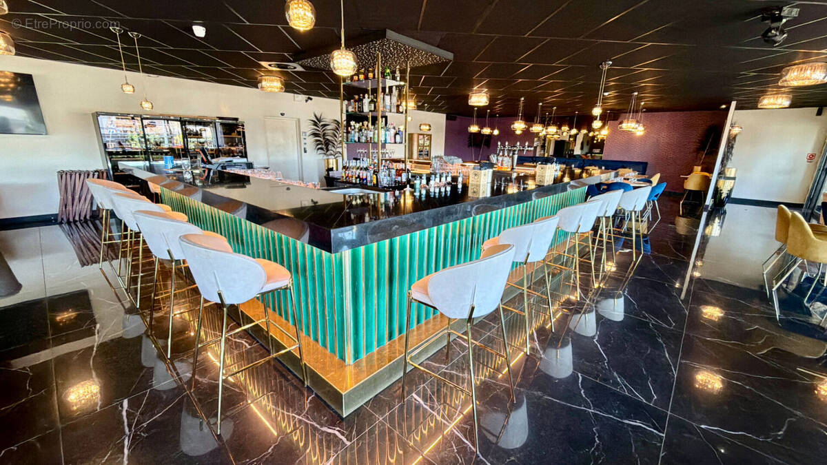 Commerce à LA GARDE