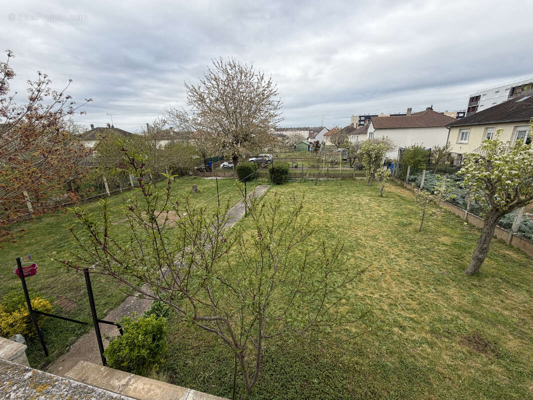 Maison à CHATEAUDUN