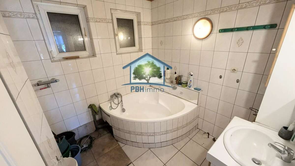 OBERSOULTZBACH (67) - Maison 156m² habitables  + Maison 60m² à rénover avec Cour, Caves, Jardin et Terrasses sur 5.08 ares - photo 14