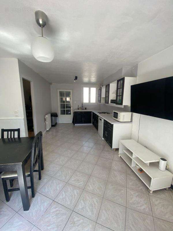 Maison à NANTEUIL-LES-MEAUX