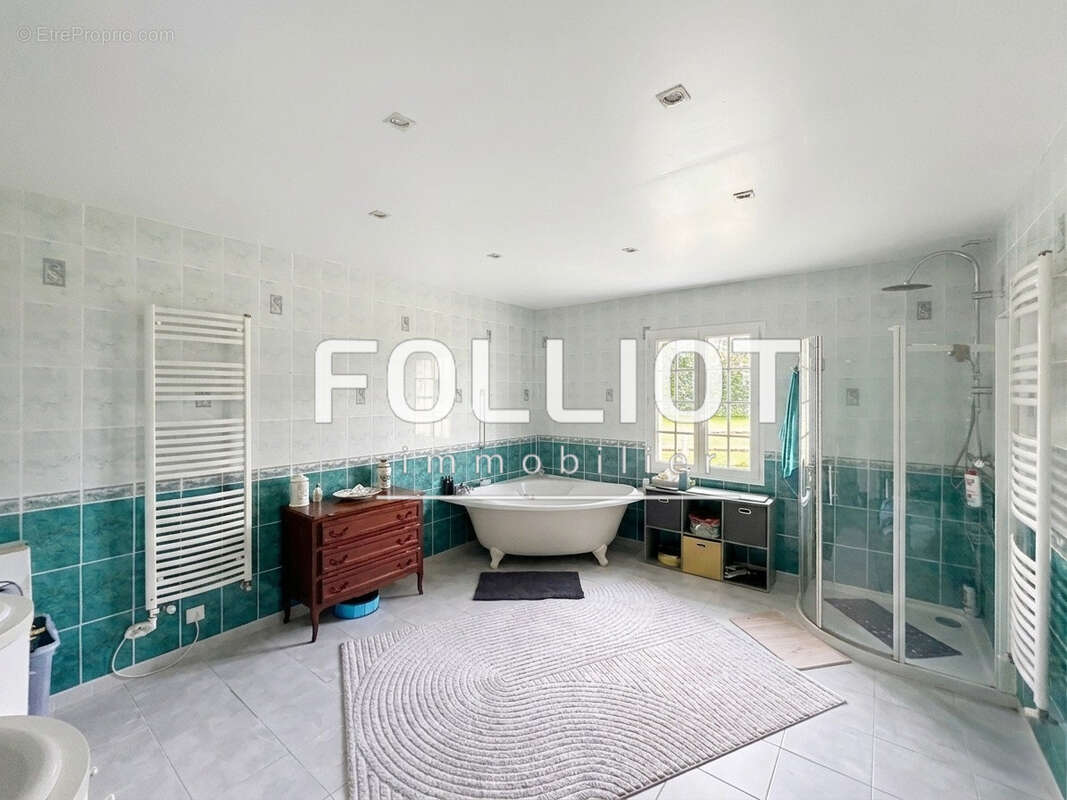 À vendre Maison récente à Subles - 7 pièces, 172 m² - photo 12