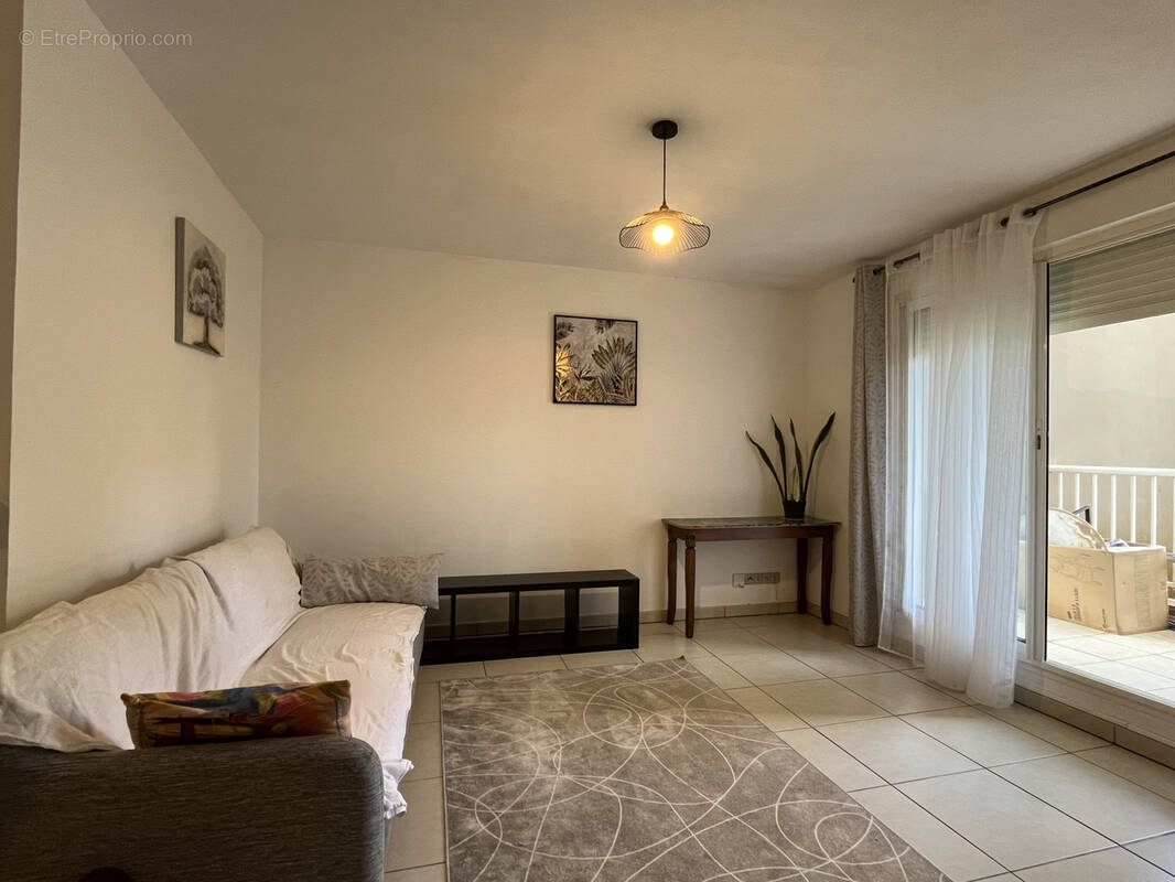 Appartement à SAINT-DENIS