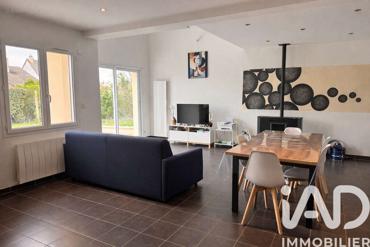 Photo 2 - Maison à LARDY