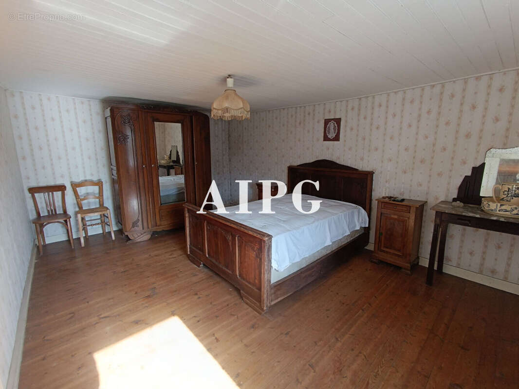 Maison à PAULE