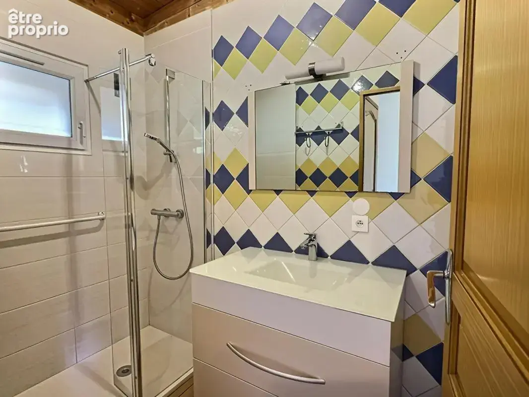 Maison Chambéry quartier Montjay,  développe près de 150 m2 sur 719m2 de terrain - photo 11