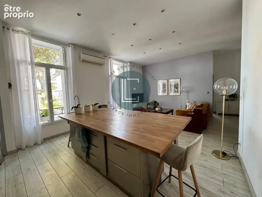 Mauguio centre - T4 89 m² de caractère avec parking privé - photo 4